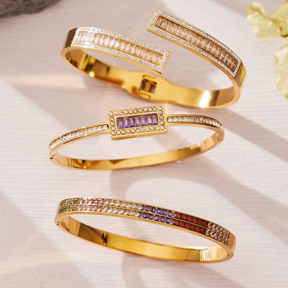 Wholesale Stainless Steel Geometric Electroplated Zirconencrusted Small Daisy Clasp Open Bracelet Set Accessories