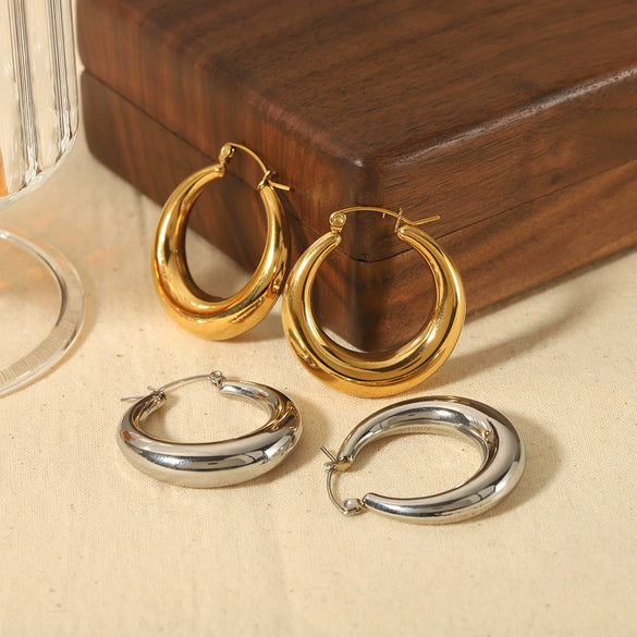 Wholesale Stainless Steel Geometric Fashion Earrings For Women With Electroplating