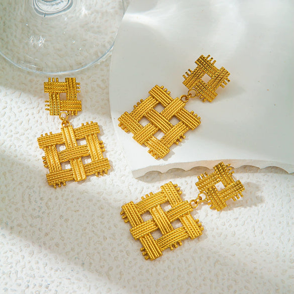Wholesale Stainless Steel Geometric Fashion Woven Rectangular Earrings With Electroplating