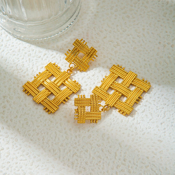 Wholesale Stainless Steel Geometric Fashion Woven Rectangular Earrings With Electroplating
