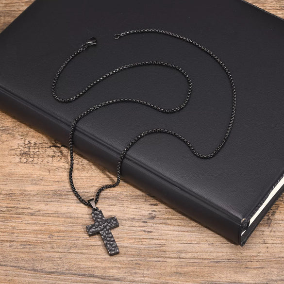 Wholesale Stainless Steel Geometric Hammer Pattern Cross Pendant Gold Plated Necklace For Men