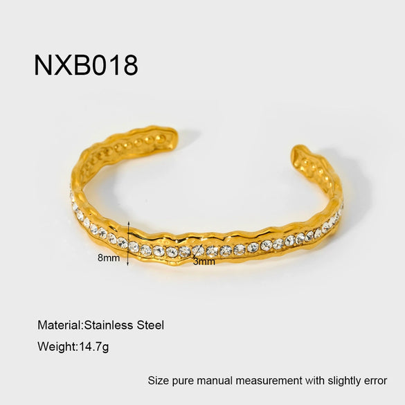 Wholesale Stainless Steel Geometric Hammered Zirconinlaid 18K Goldplated Waterproof Bracelet For Women