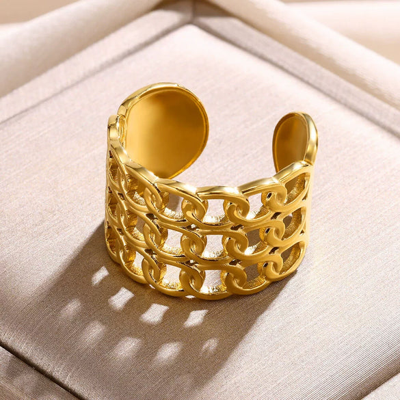 Wholesale Stainless Steel Geometric Hollow Snake And Heart Ring For Men And Women Gold Plated