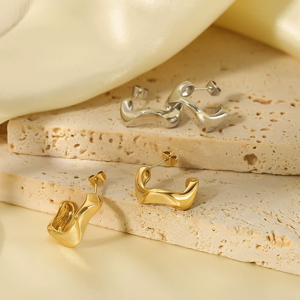 Wholesale Stainless Steel Geometric Irregular Twisted Earrings For Women With Electroplating Treatment