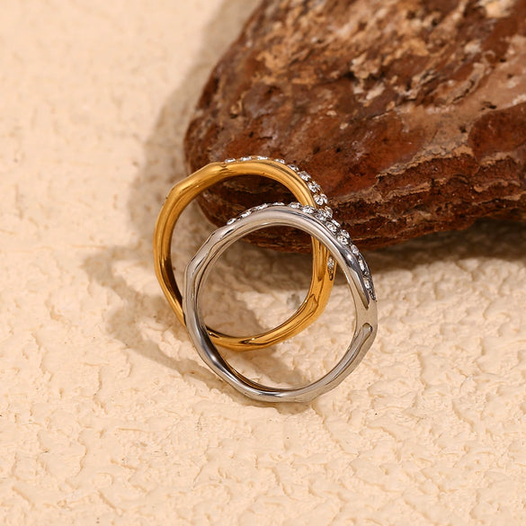 Wholesale Stainless Steel Geometric Micro Inlaid White Diamond Electroplated 18K Gold Bracelet And Irregular Ring For Women