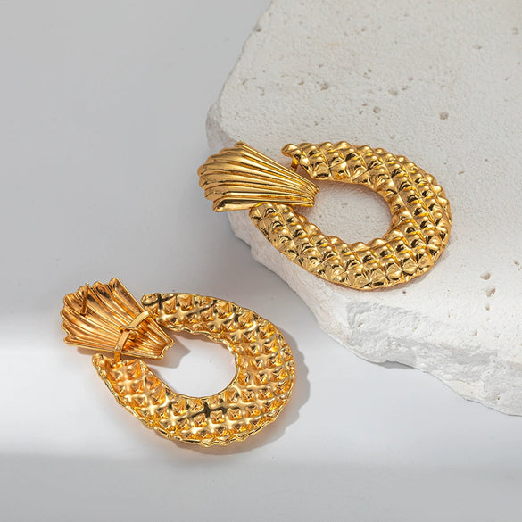 Wholesale Stainless Steel Geometric Oval Hollow Diamond Embossed Earrings With Electroplating For Women