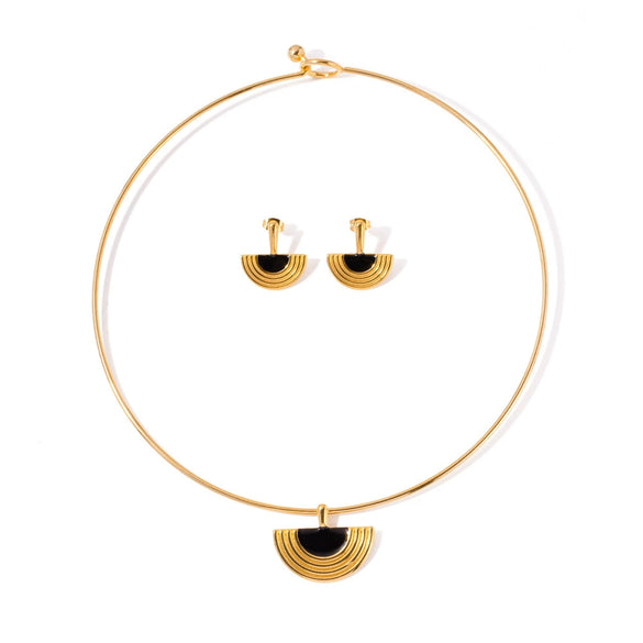 Wholesale Stainless Steel Geometric Pattern Classical Retro Earrings And Necklace Set With Electroplating Treatment