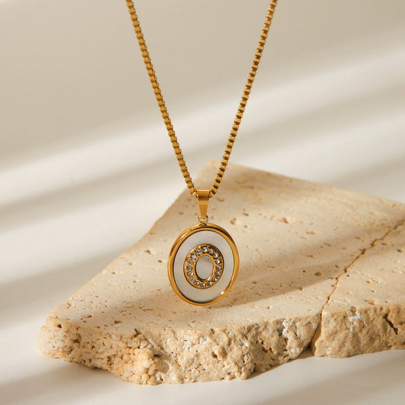 Wholesale Stainless Steel Geometric Pattern Diamond Inlaid White Shell Necklace For Women With Electroplating Process