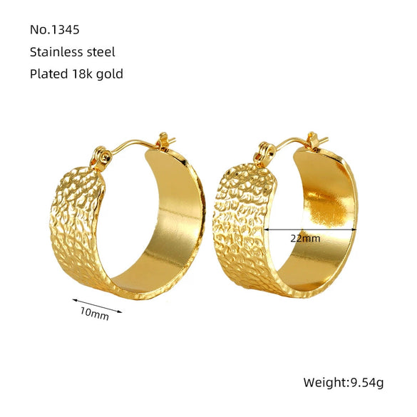 Wholesale Stainless Steel Geometric Round Earrings For Women With Electroplating And Fashion Style
