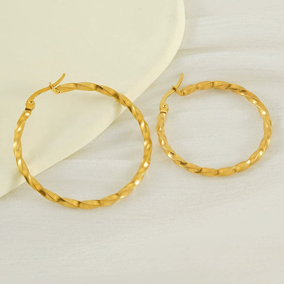 Wholesale Stainless Steel Geometric Round Earrings With French Spiral Pattern For Women Electroplated