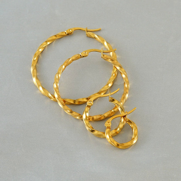Wholesale Stainless Steel Geometric Round Earrings With French Spiral Pattern For Women Electroplated