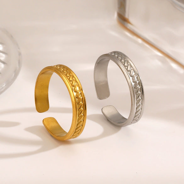 Wholesale Stainless Steel Geometric Round Opening Adjustable Ring For Women With 18K Gold Plated Electroplating