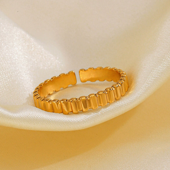 Wholesale Stainless Steel Geometric Round Opening Ring 18K Gold Plated Electroplated Women's Hip Hop Ins Style
