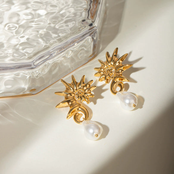 Wholesale Stainless Steel Geometric Seahorse Shaped Pearl Earrings For Women With Electroplating Treatment