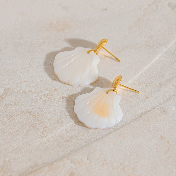 Wholesale Stainless Steel Geometric Shell Pendant Earrings With Electroplating Elegant And Trendy Jewelry