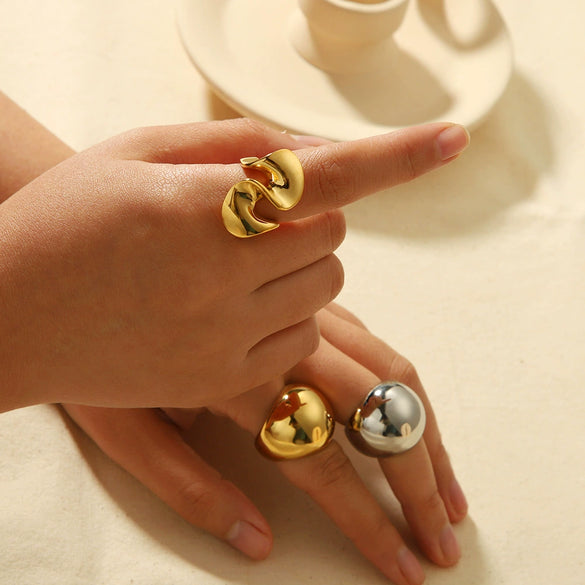 Wholesale Stainless Steel Geometric Spiral Ring For Women With Electroplating Treatment Exaggerated Design