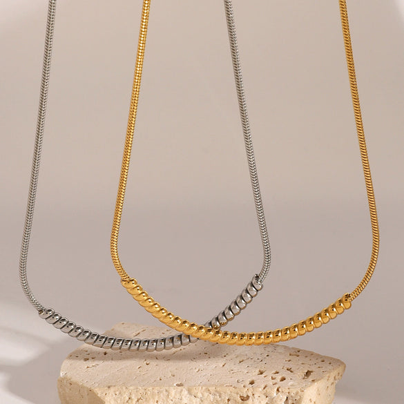 Wholesale Stainless Steel Geometric Spiral Rotating Chain Necklace With Electroplating For Women