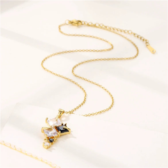 Wholesale Stainless Steel Geometric Square Crystal Clavicle Necklace With Electroplating For Women