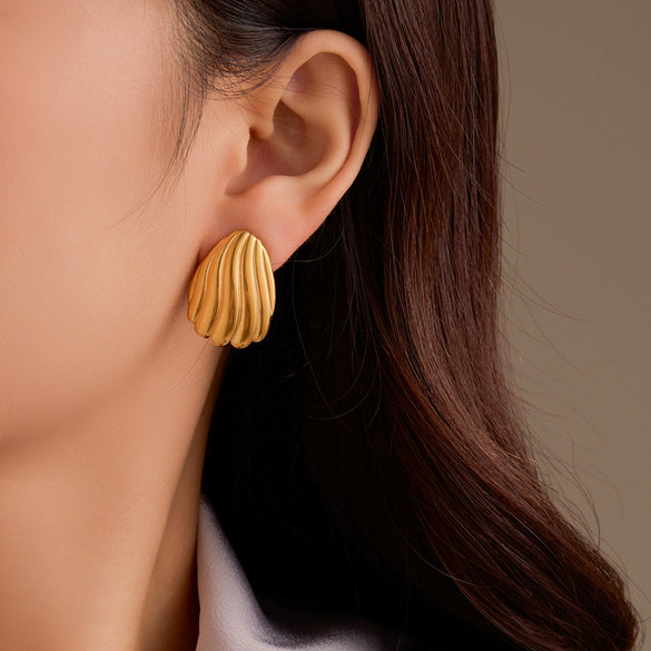 Wholesale Stainless Steel Geometric Stripes Line Thread Earrings Retro Style For Women With Electroplating