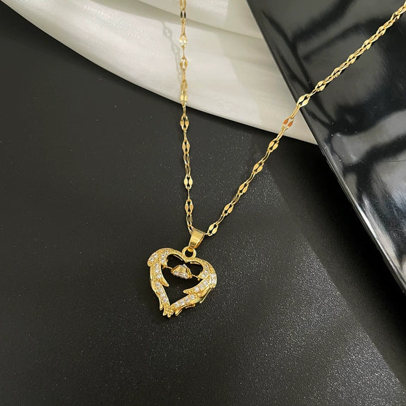 Wholesale Stainless Steel Geometric Style Diamond Pendant Necklace For Female