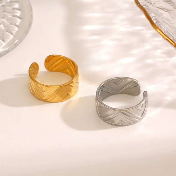 Wholesale Stainless Steel Geometric Style Oil Pressure Electroplated Ring For Women