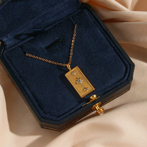 Wholesale Stainless Steel Geometric Sun Plaid Electroplated Pendant Necklace Jewelry
