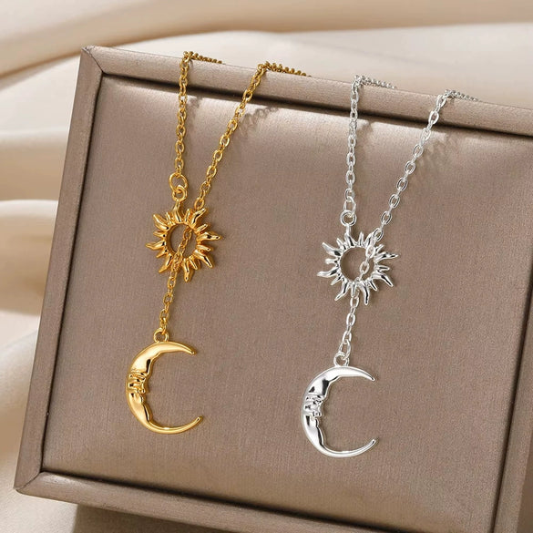 Wholesale Stainless Steel Geometric Sun Radiant Pendant Necklace Light Luxury Style Electroplated