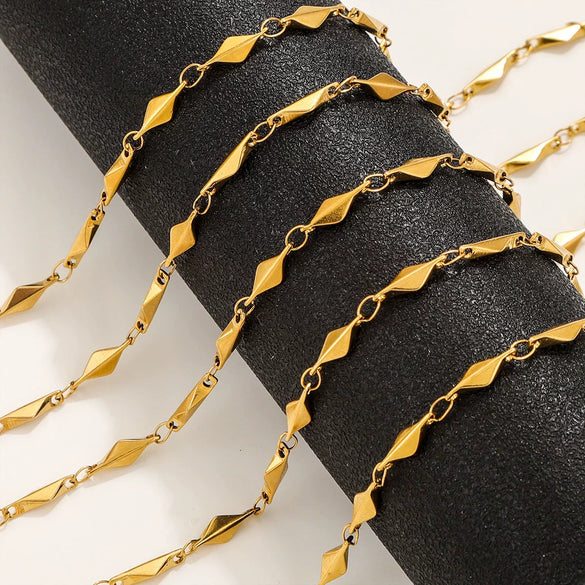 Wholesale Stainless Steel Geometric Triangle Handmade Diamond Chain Necklace With Electroplating Light Luxury Style Diy Jewelry Accessories