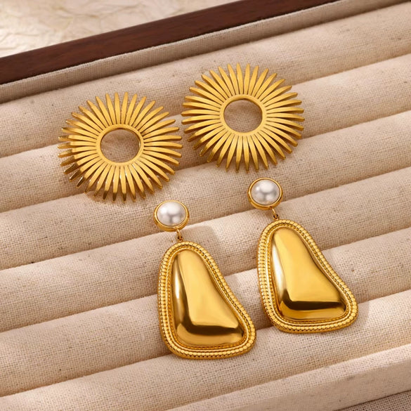 Wholesale Stainless Steel Geometric Triangular Bread Pattern Edge Hoop Earrings 18K Gold Electroplated Nonfading Jewelry