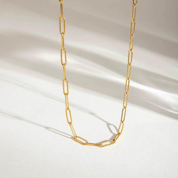 Wholesale Stainless Steel Geometric Twist Cross Chain Necklace With Electroplating For Women