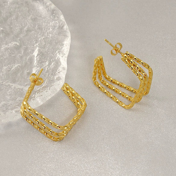 Wholesale Stainless Steel Geometric Twist Earrings For Women With Electroplating Design