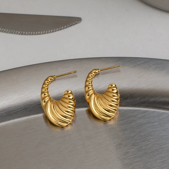 Wholesale Stainless Steel Geometric Ushaped 18K Gold Plated Earrings For Women