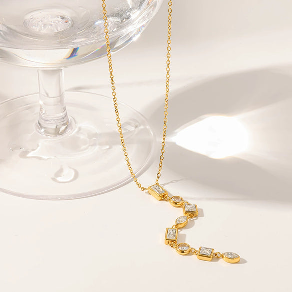 Wholesale Stainless Steel Geometric Zircon Splicing Pendant Oshaped Chain 18K Gold Plated Waterproof Necklace Jewelry For Women