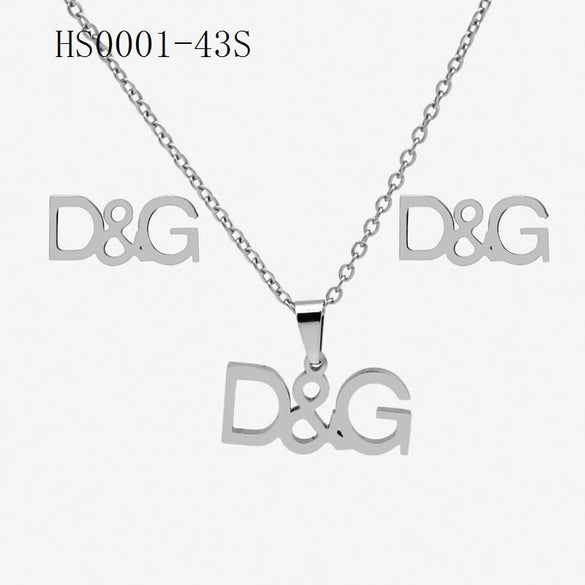 Wholesale Stainless Steel Gold Earrings Necklace Set With Bear Pattern Pendants And Ochain Electroplated With Letters Numbers Text Design