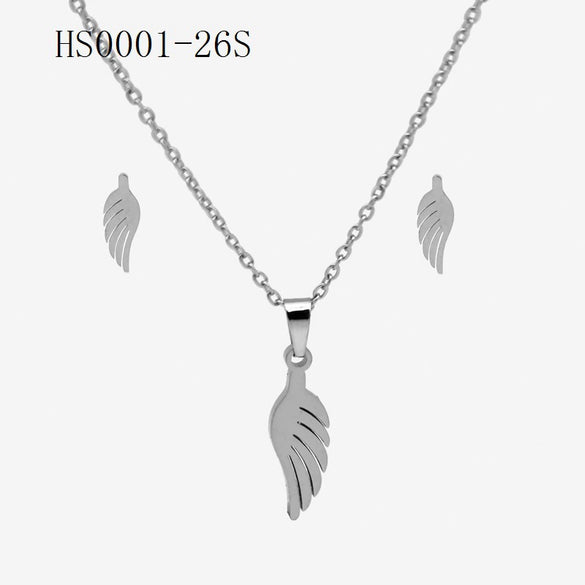 Wholesale Stainless Steel Gold Earrings Necklace Set With Bear Pattern Pendants And Ochain Electroplated With Letters Numbers Text Design