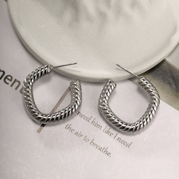 Wholesale Stainless Steel Gold Plated C Shaped Love Twist Earrings For Women