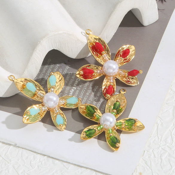 Wholesale Stainless Steel Gold Plated Flower Design Pendant For Women Jewelry Accessories