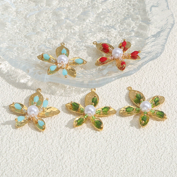 Wholesale Stainless Steel Gold Plated Flower Design Pendant For Women Jewelry Accessories