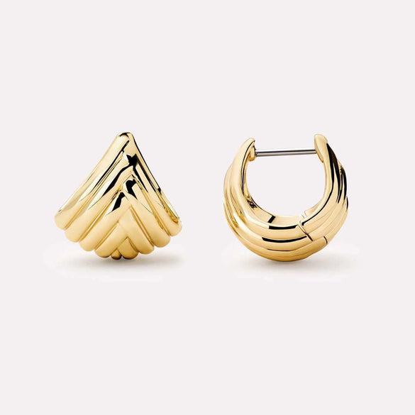 Wholesale Stainless Steel Gold Striped Fanshaped Stud Earrings Electroplated 18K Color Retention Unisex