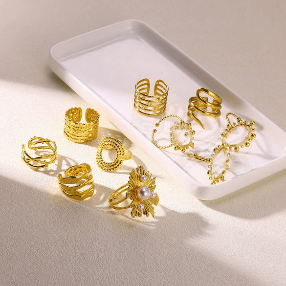 Wholesale Stainless Steel Goldplated Geometric Multilayer Hollow Carved Women's Finger Ring