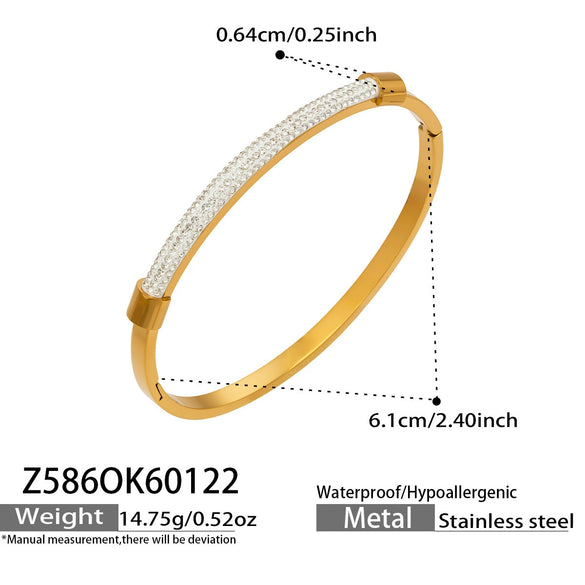 Wholesale Stainless Steel Goldplated Geometric Plum Blossom Stud Bracelet Light Luxury Hand Jewelry