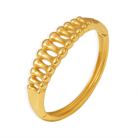 Wholesale 316L Stainless Steel Goldplated Hollow Bracelet With Fishbone Pattern And Geometric Style