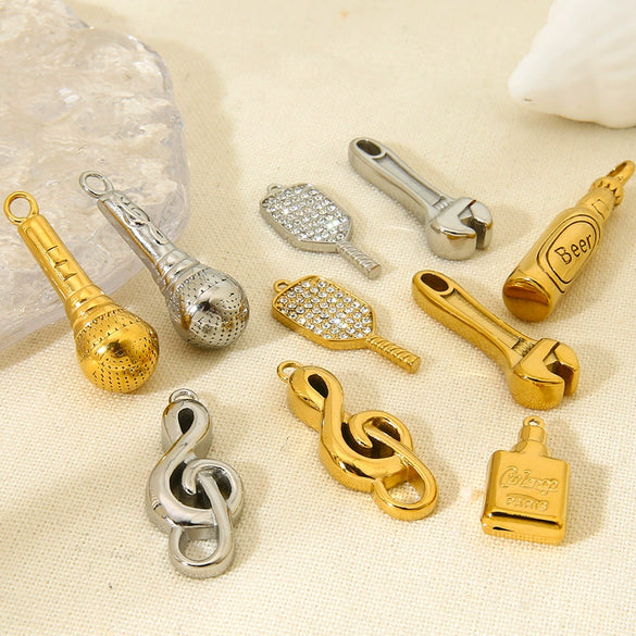 Wholesale Stainless Steel Goldplated Wine Bottle Pendant Jewelry Accessories