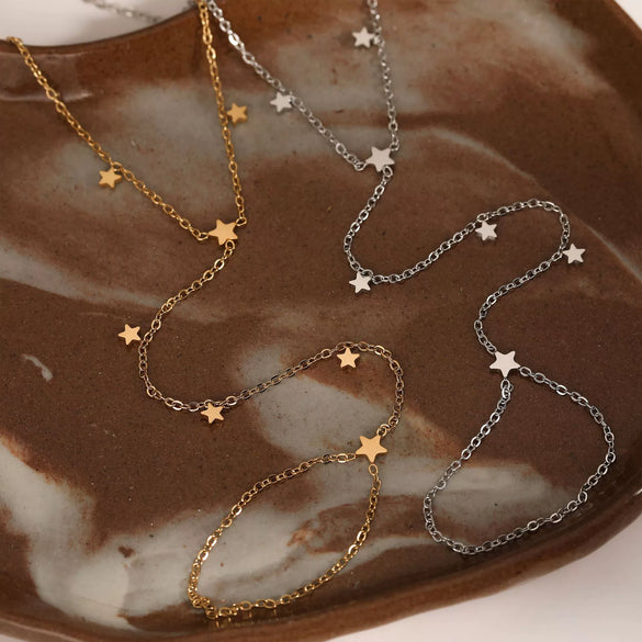 Wholesale Stainless Steel Hand Chain With Simple Style And Fivepointed Star Pattern Electroplated