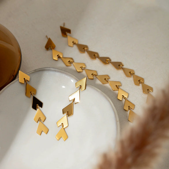 Wholesale Stainless Steel Heart Pattern Tassel Earrings Jewelry With Electroplating Treatment