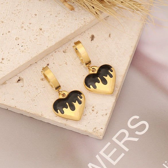 Wholesale Stainless Steel Heart Retro Earrings With Dripping Oil Treatment For Women