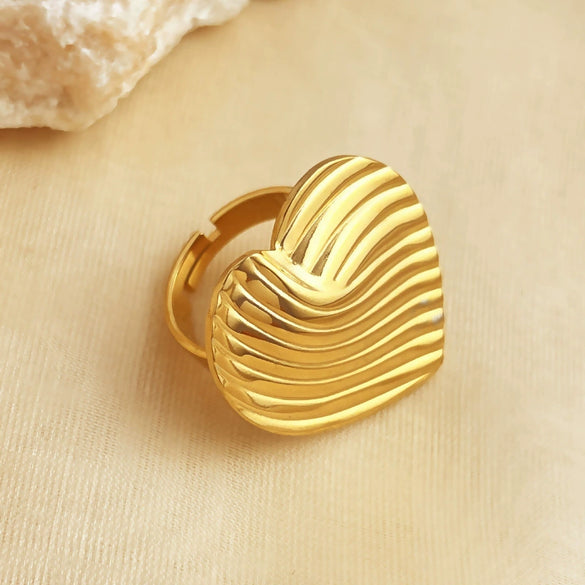 Wholesale Stainless Steel Heart Shape Electroplated Love Ring Retro Light Luxury Style Unisex