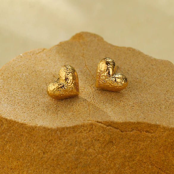 Wholesale Stainless Steel Heart Shape Electroplating Women's Cold Style Love Ear Stud Earrings