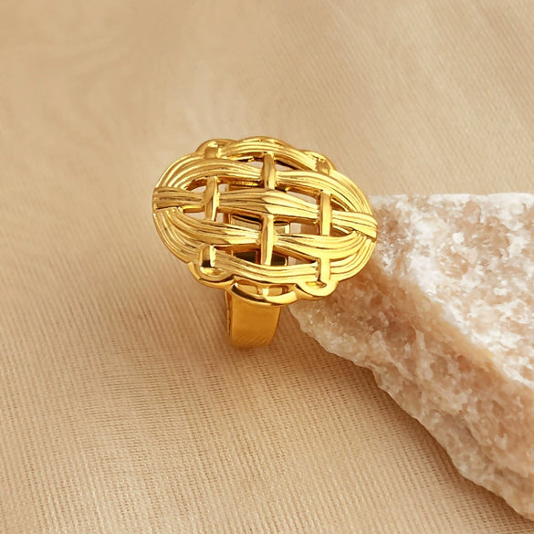 Wholesale Stainless Steel Heart Shape Geometric Natural Style Hammer Pattern Irregular Ring With Electroplating Treatment