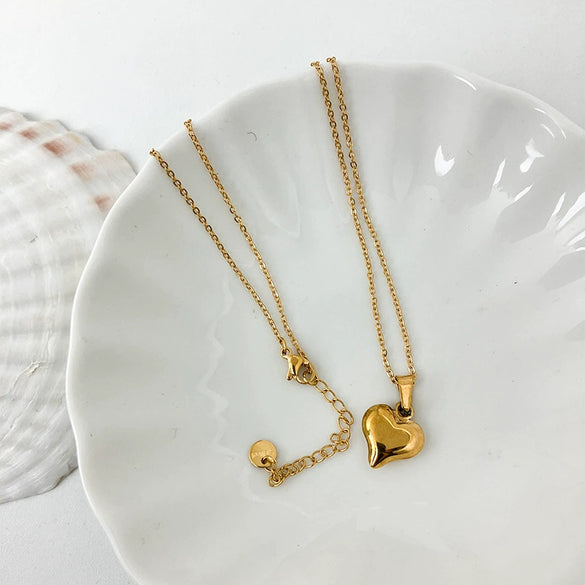 Wholesale Stainless Steel Heart Shape Pendant Necklace For Women Electroplated Fashion Trend Clavicle Chain